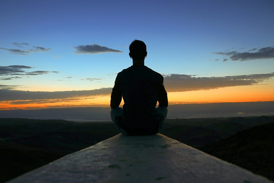 Happy Peace View Meditation Sunrise Sky Yoga 2240777 - نور الإسلام